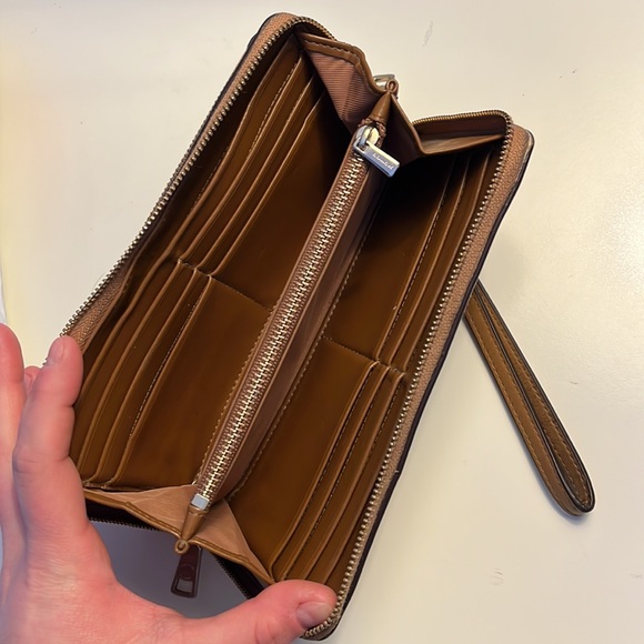 Coach Wristlet Wallet - Picture 3 of 4